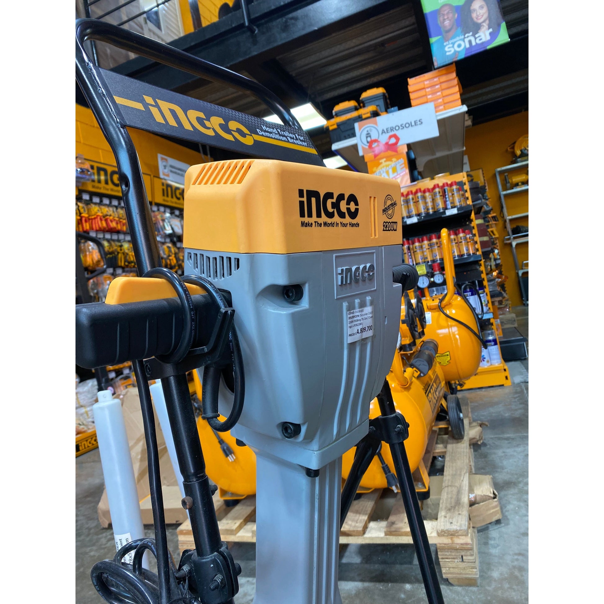Demoledor 2200W Con 2 Cinceles Ingco UPDB22001 - MARKEMSTORE