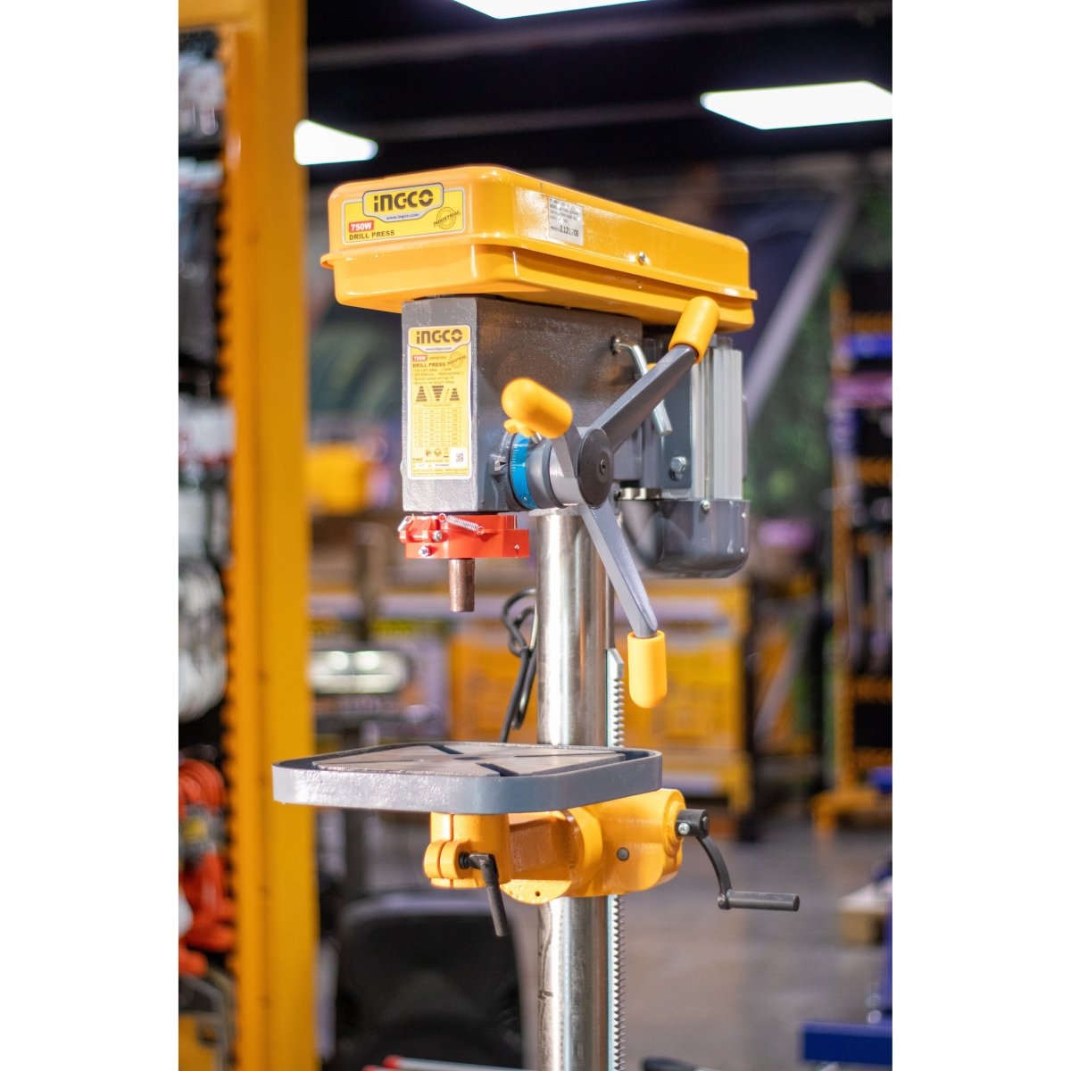 Taladro De Banco 120V 60Hz 750W Mandril 50/64 INGCO UDP207505 - MARKEMSTORE -